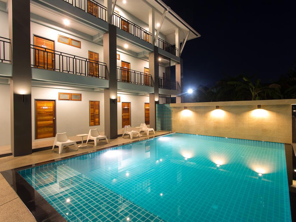 Hotel Ruk Cozy Khao Lak Exterior foto