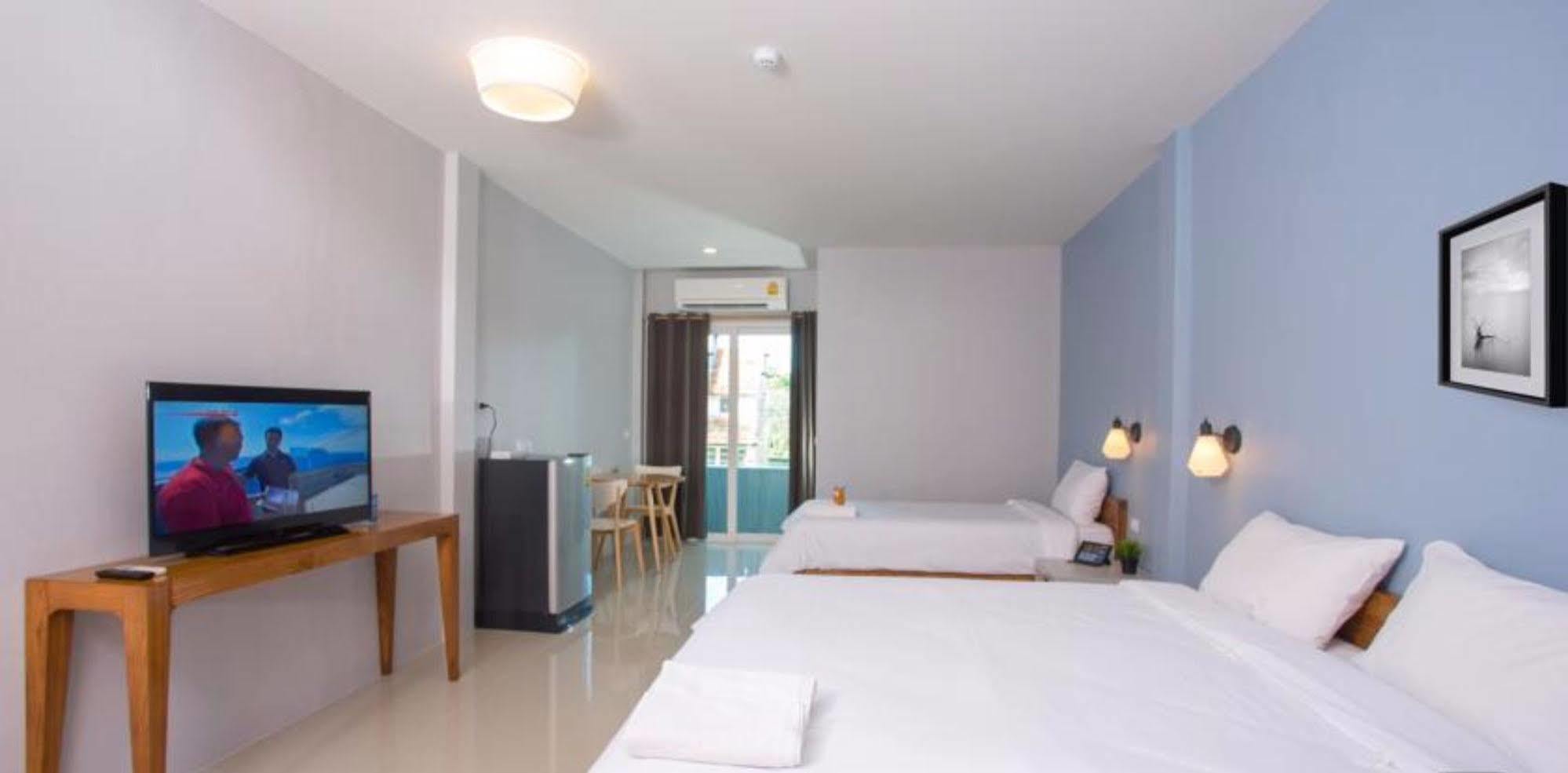 Hotel Ruk Cozy Khao Lak Exterior foto